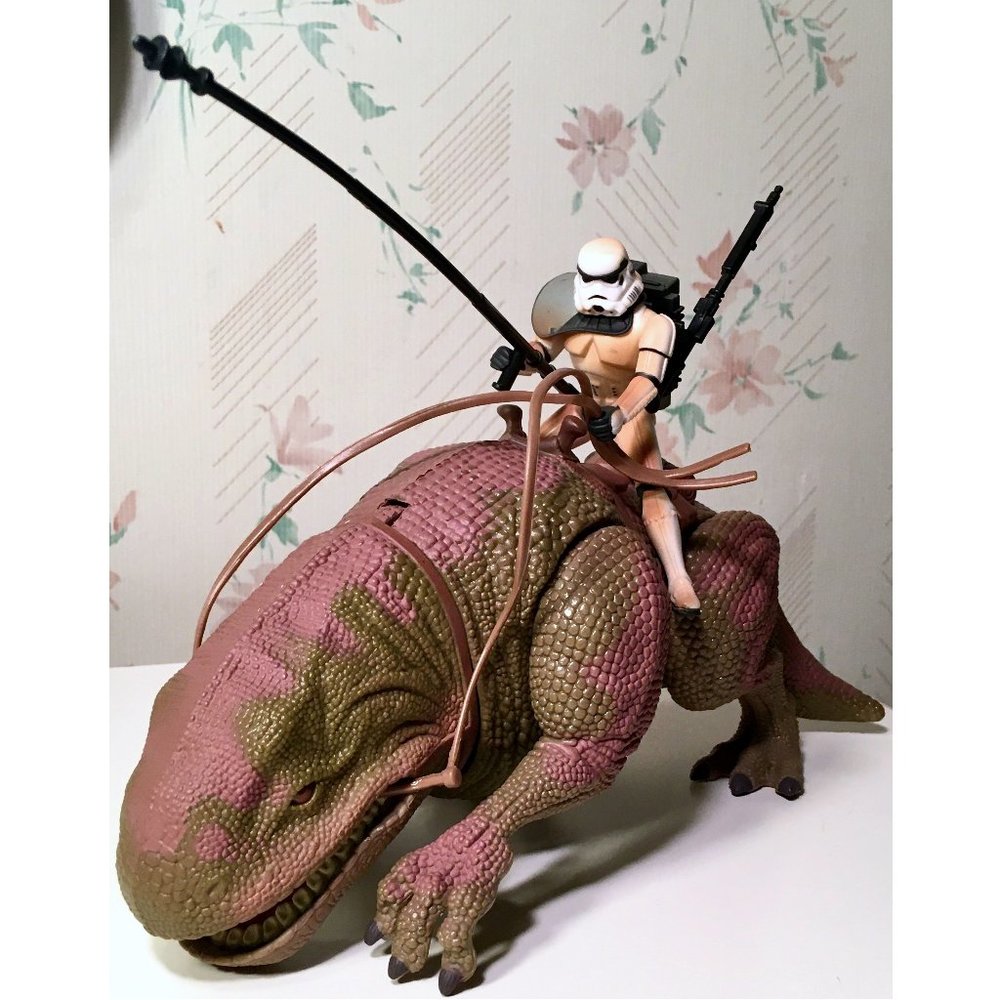 Hasbro Star Wars Figure Set Dewback & Sandtrooper